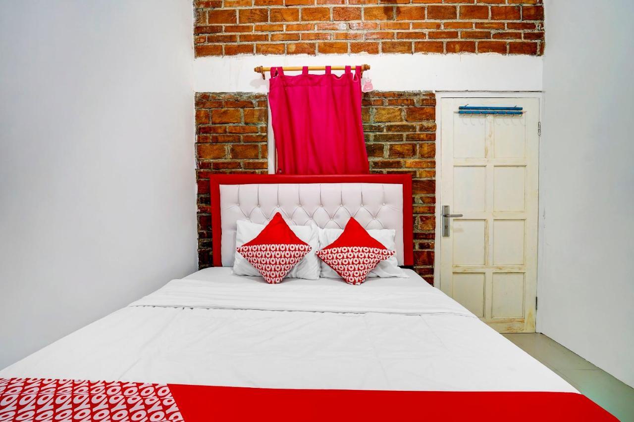 Super Oyo 91173 Guesthouse King Puntodewo Pakualaman Exterior photo